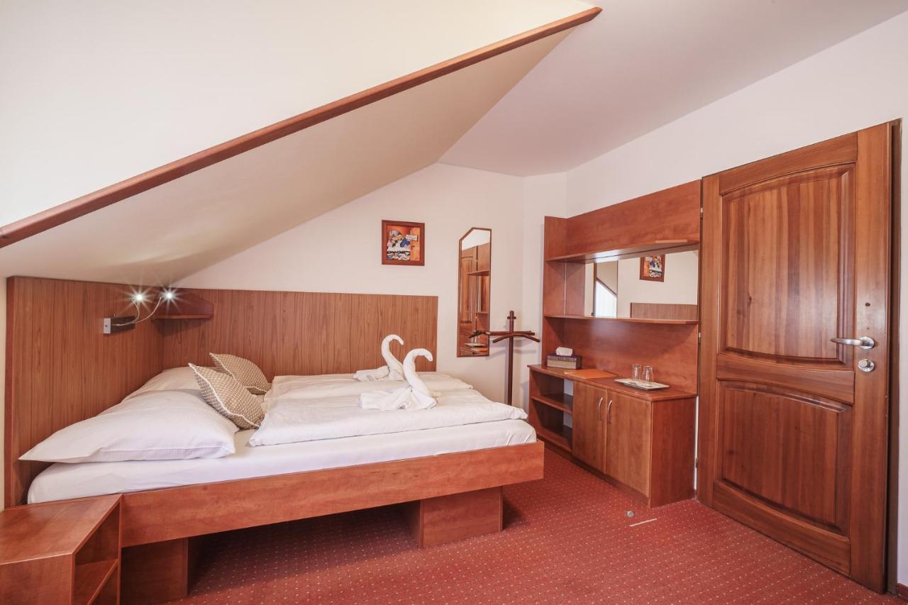 Francis SPA HOTEL Františkovy Lázně Buitenkant foto