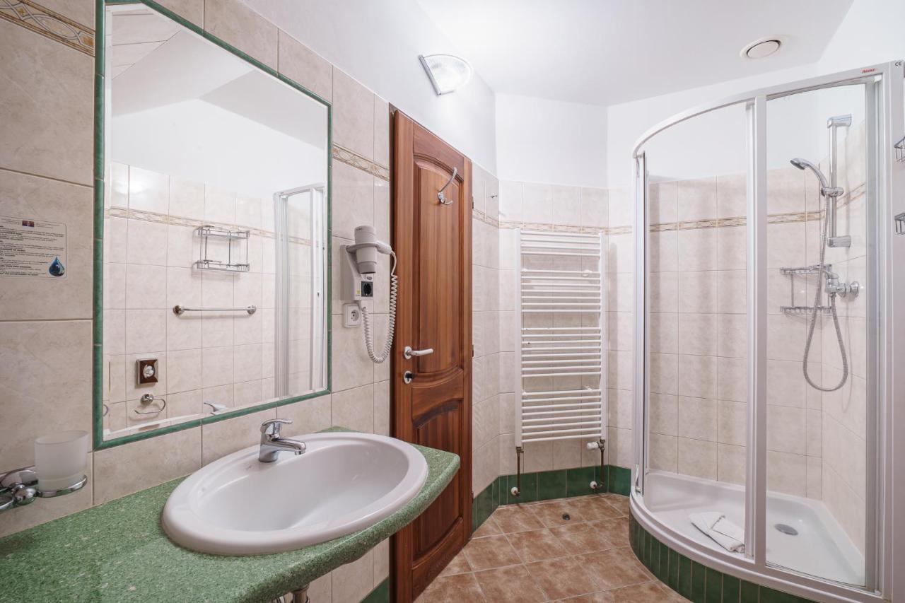 Francis SPA HOTEL Františkovy Lázně Buitenkant foto