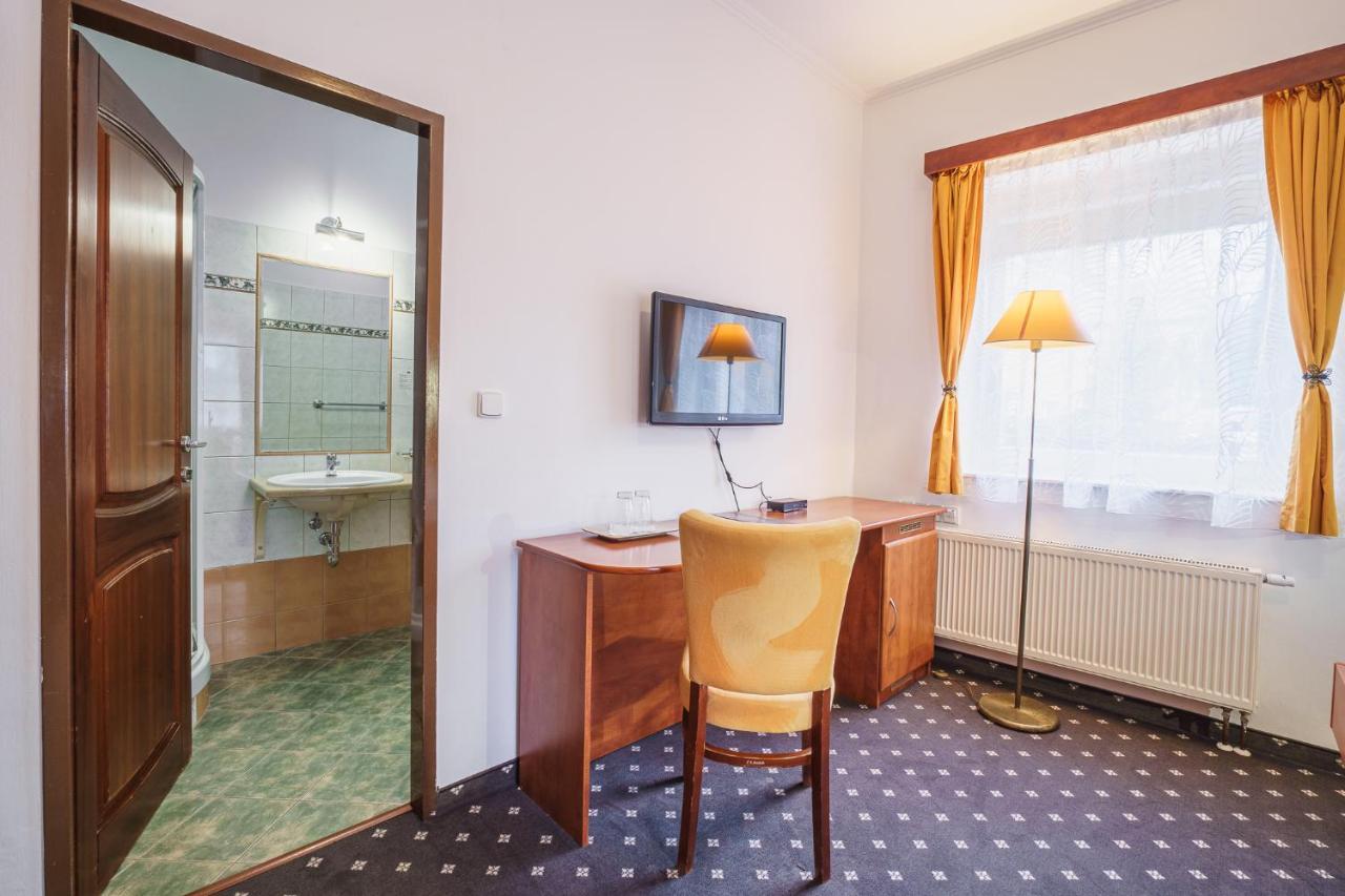Francis SPA HOTEL Františkovy Lázně Buitenkant foto