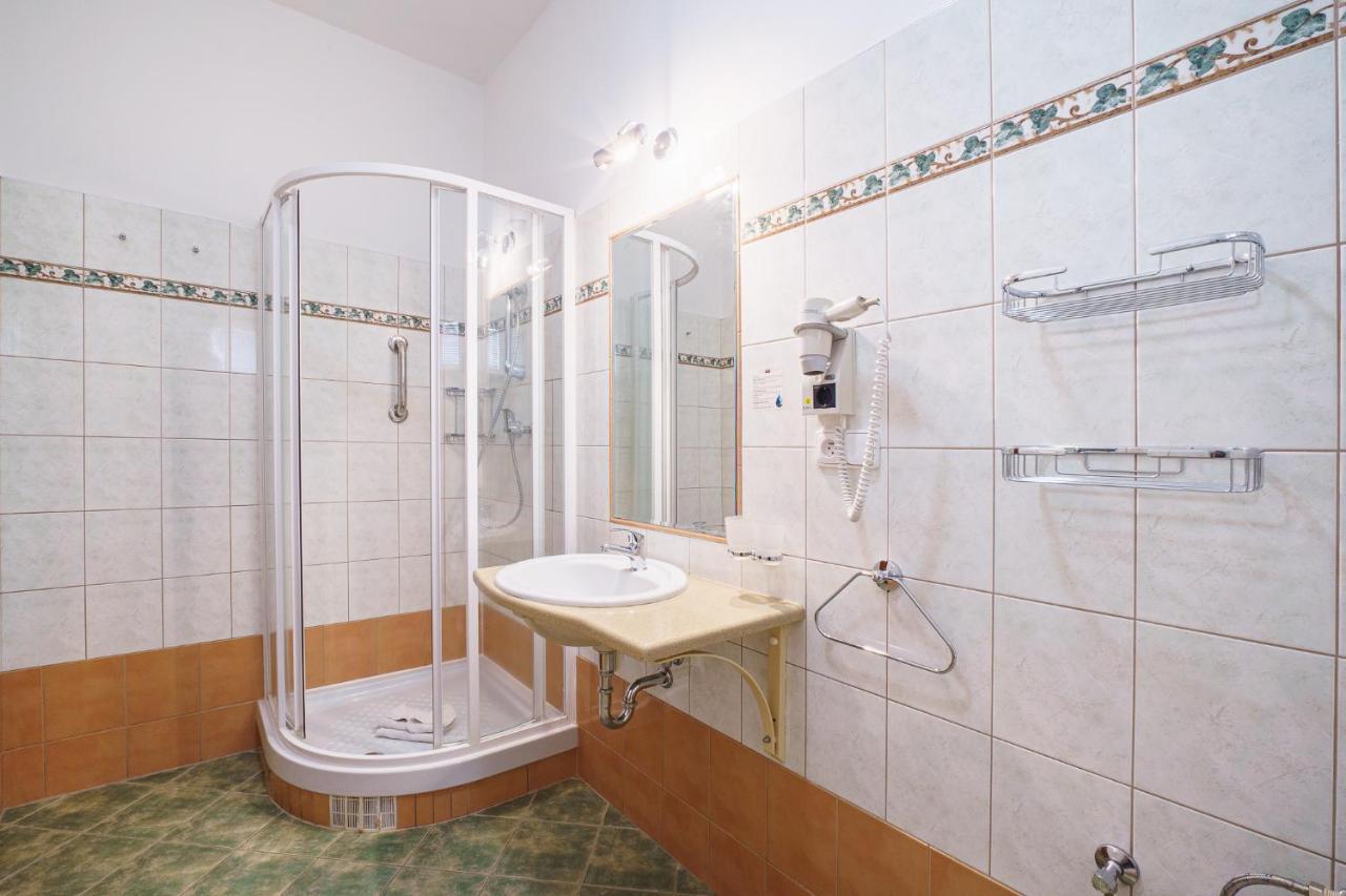 Francis SPA HOTEL Františkovy Lázně Buitenkant foto